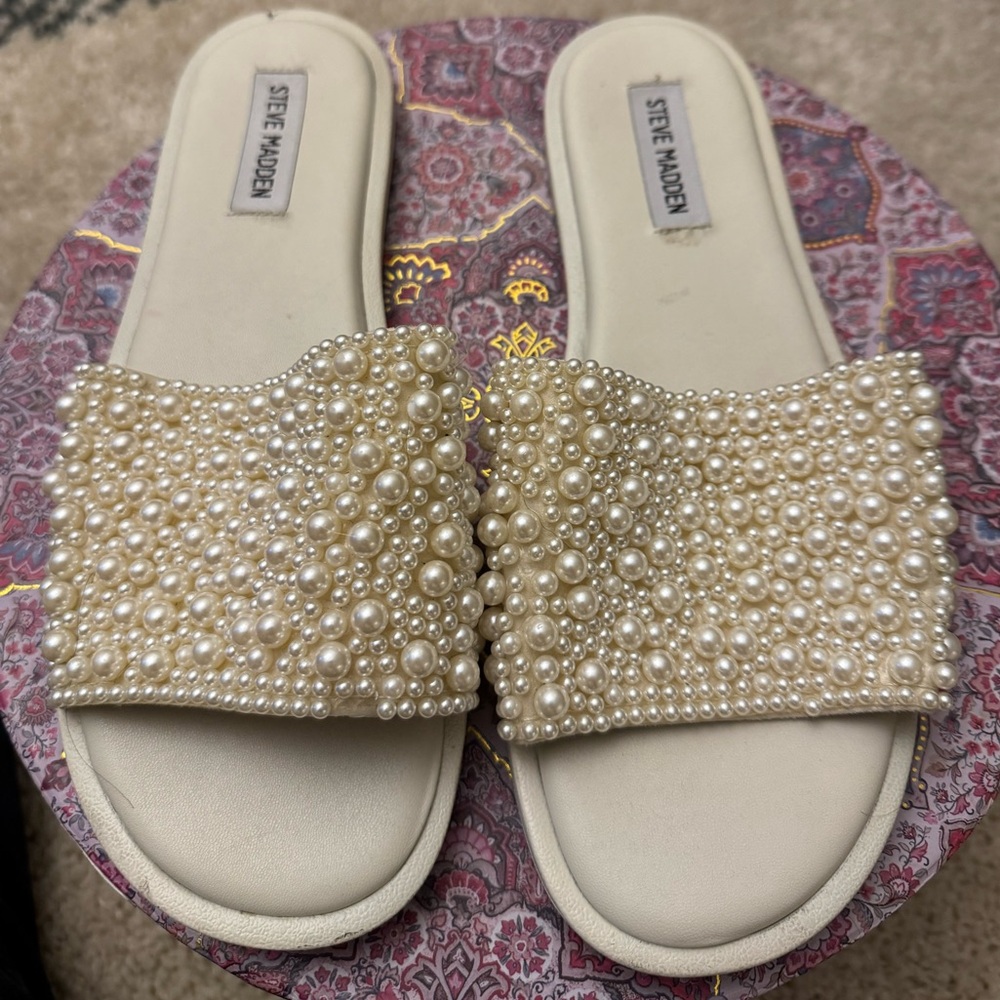 Steve Madden pearl sandals women’s size 9